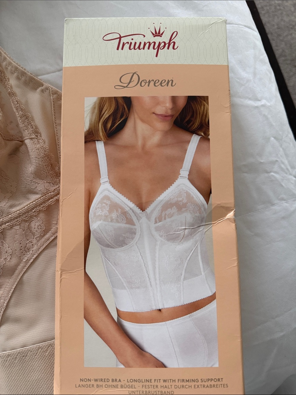 Triumph Lace Longline Bra – Beige